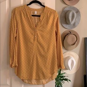 Yellow polka dot top